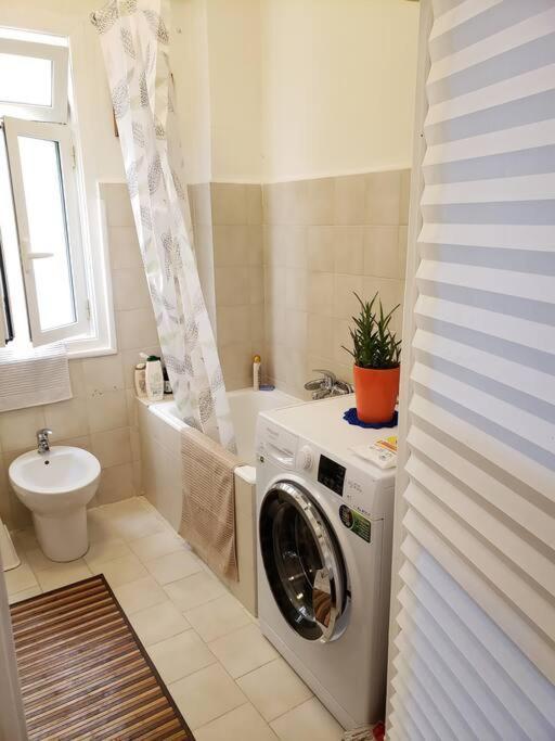 Suite 1800 Барі Екстер'єр фото