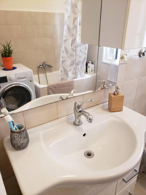 Suite 1800 Барі Екстер'єр фото